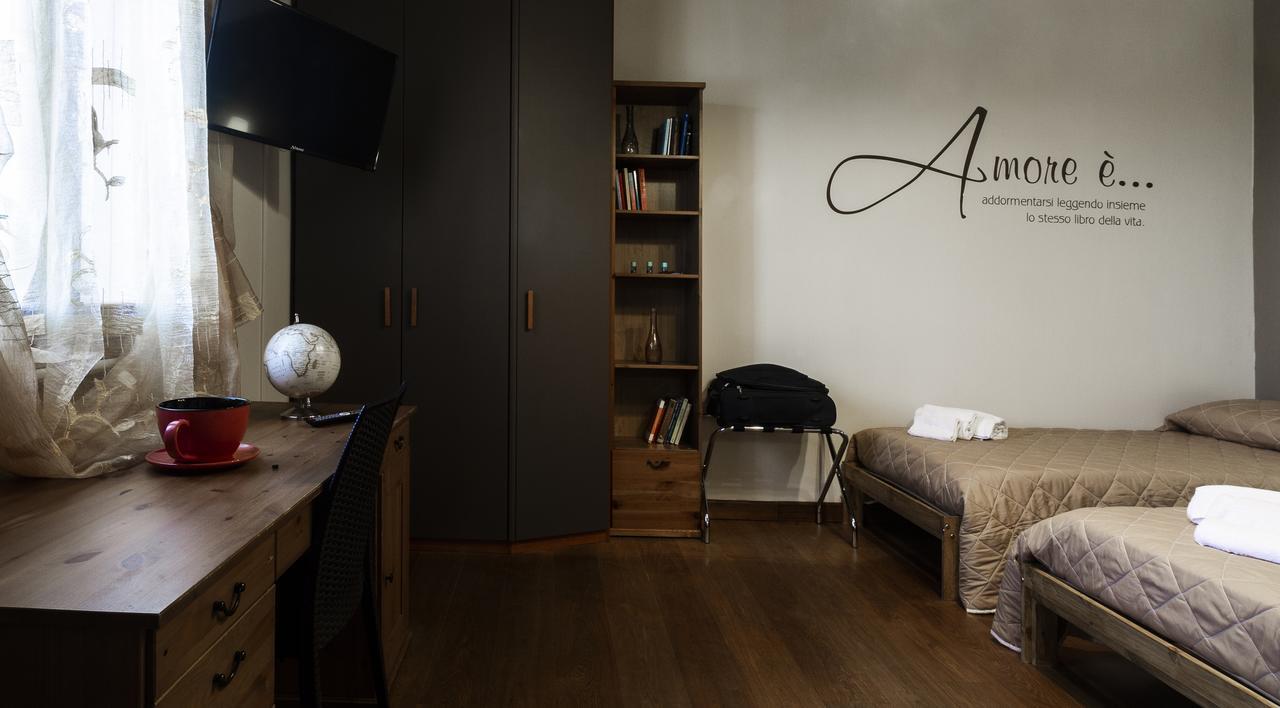 Flori'S Bed and Breakfast Viareggio Buitenkant foto