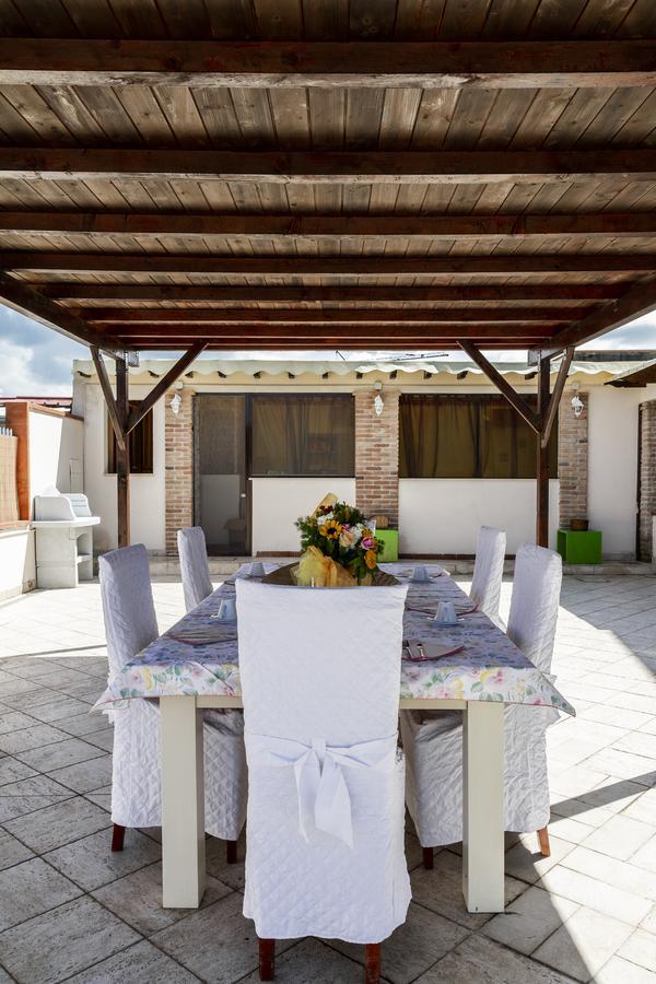 Flori'S Bed and Breakfast Viareggio Buitenkant foto