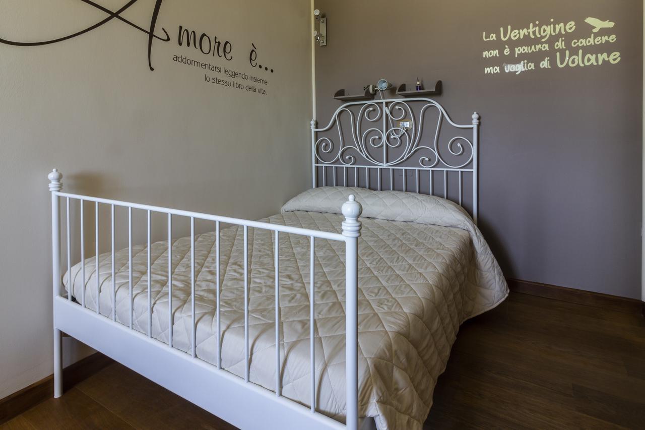 Flori'S Bed and Breakfast Viareggio Buitenkant foto