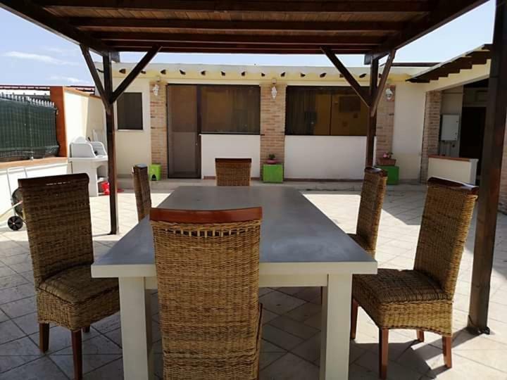 Flori'S Bed and Breakfast Viareggio Buitenkant foto